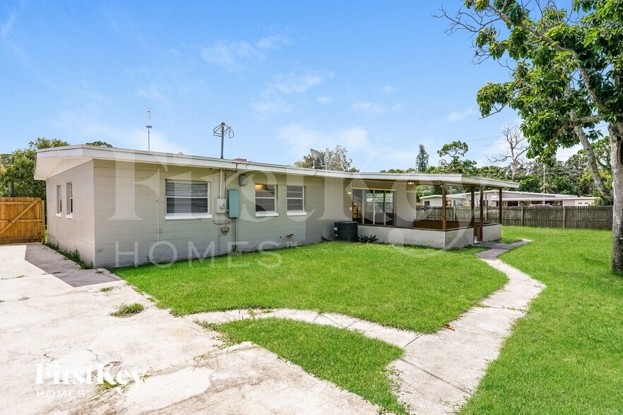 Building Photo - 1500 Dozier Ave