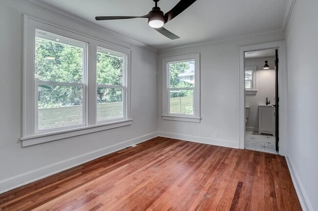 Building Photo - 5114 Lydia Ave