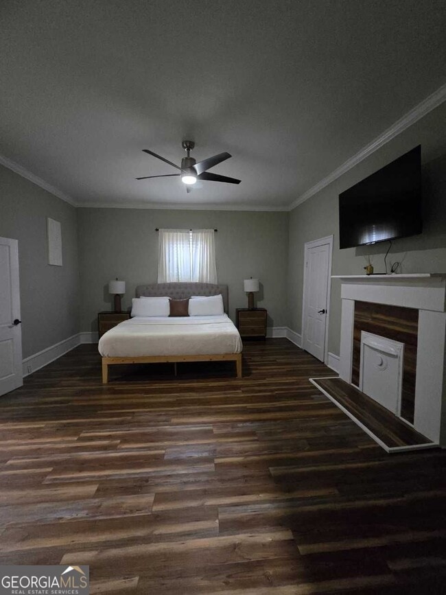 Building Photo - 402 Meriwether St