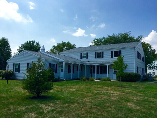 Primary Photo - 3 Bed Updated Townhome in Quiet Neighborhood