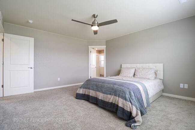 Building Photo - Beautiful New Home in West Greeley!