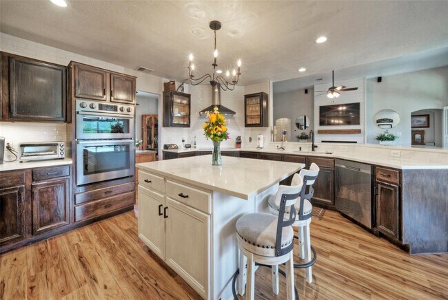 Building Photo - 511 Chaney's Crossing