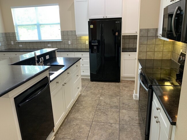 Building Photo - 6971 Tettenhall Ln
