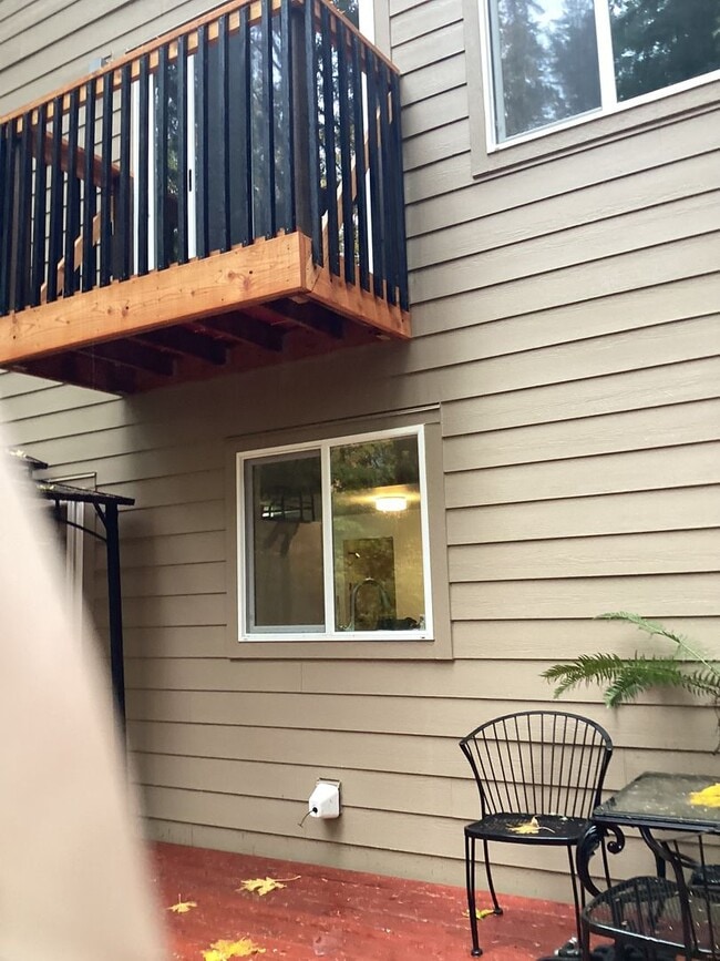 Building Photo - NK01