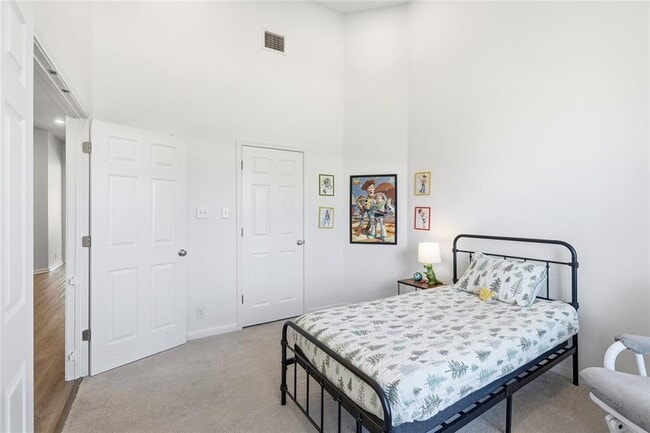 Building Photo - 5425 Texas Bluebell Dr