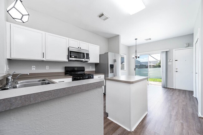Building Photo - 1561 Nichole Woods Dr
