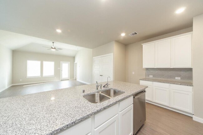 Building Photo - 21623 Sage Landing Ln