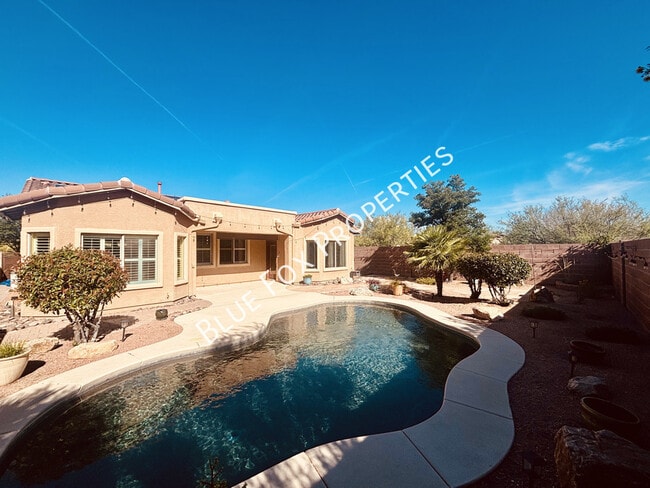 Building Photo - 11678 N Red Creek Pl