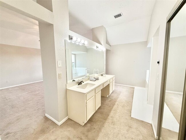 Building Photo - 4719 Orkney Dr