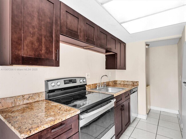 Building Photo - 5710 NW 21st St