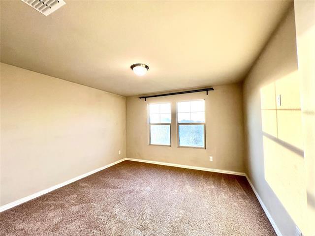 Building Photo - 633 Hidden Cove Dr