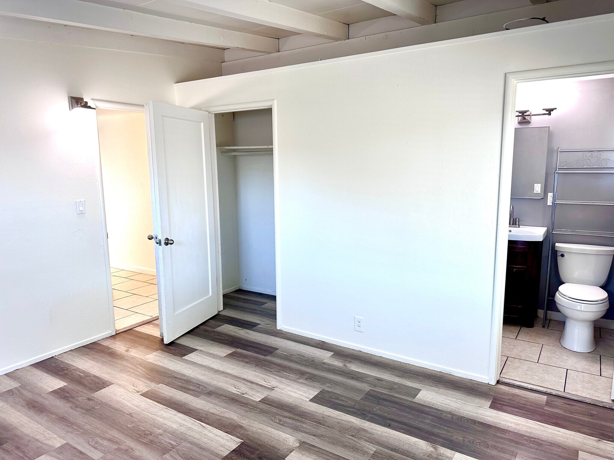 (Primary) Bedroom #1 - 220 Los Altos Pl