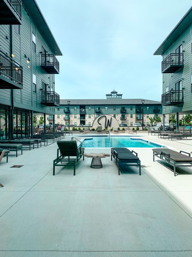 The W Pool