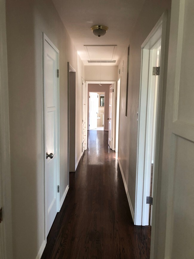 Building Photo - 2315 24th St