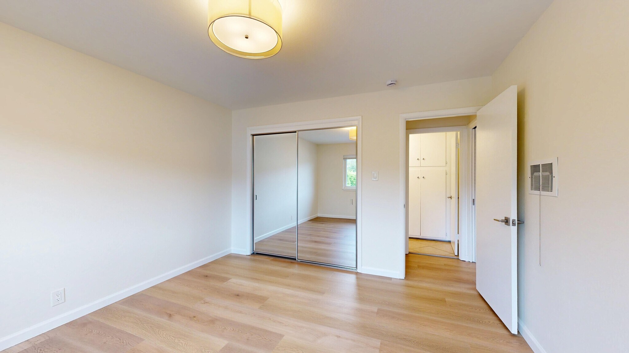 Building Photo - 590 Ralston Ave