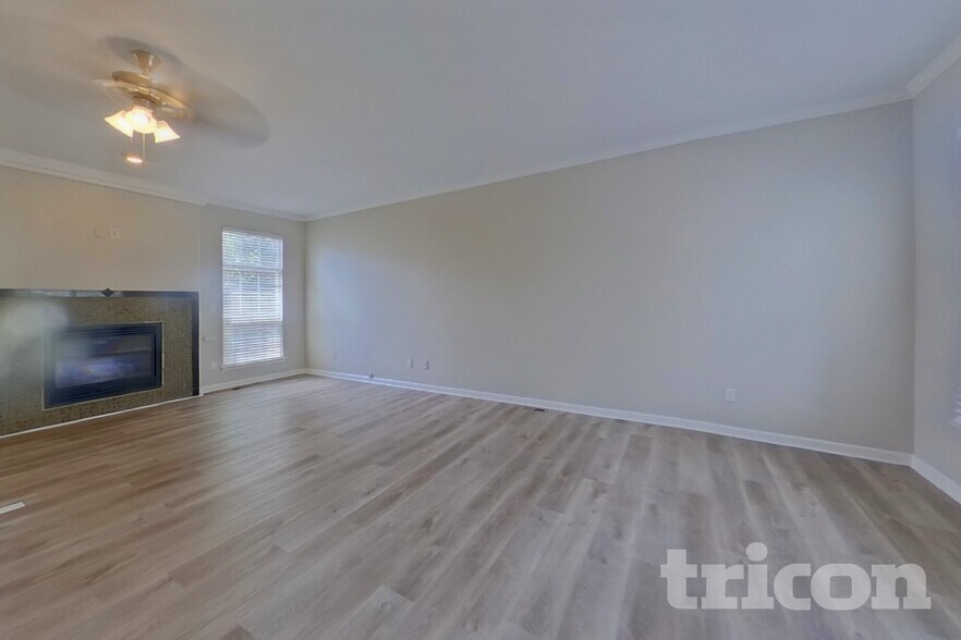 Building Photo - 20226 Willowbend Ln