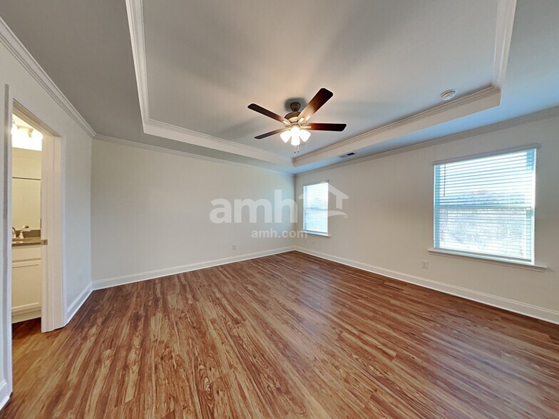 Building Photo - 3791 Blackshear Pl