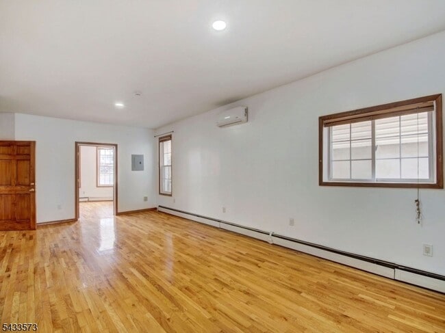 Building Photo - 921 Paterson Plank Rd