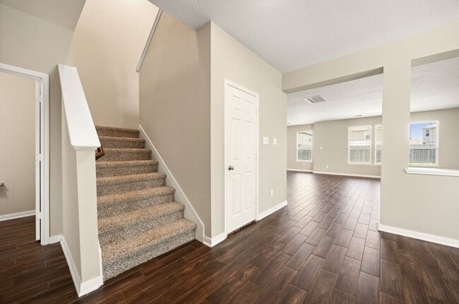 Building Photo - 14626 Lofty Cedar Dr