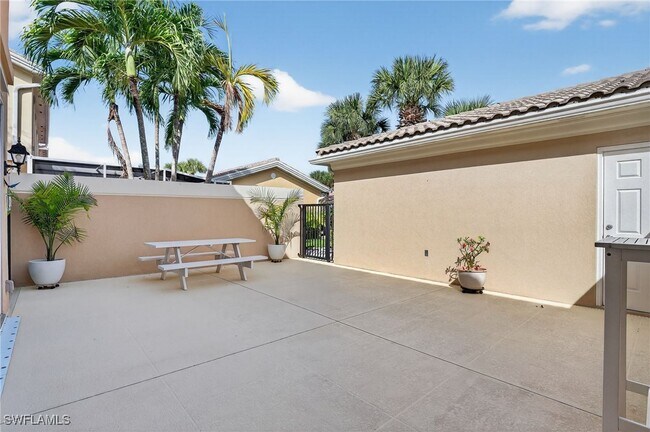 Building Photo - 28713 Alessandria Cir