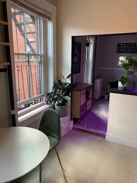 Building Photo - 8 Fayette St