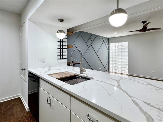 Building Photo - 4134 Travis St