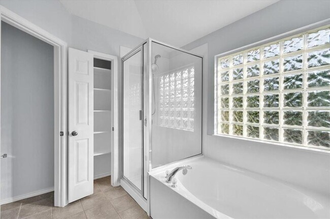 Building Photo - 11601 McDows Hole Ln