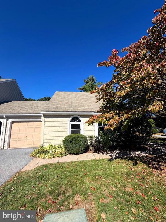 Building Photo - 209 Crescent Dr