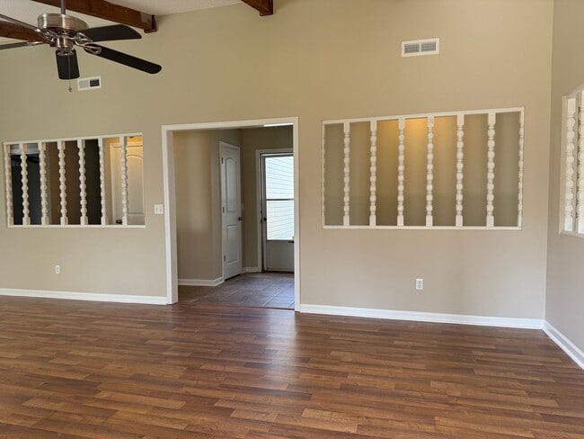 Building Photo - 103 Chickasaw Rd