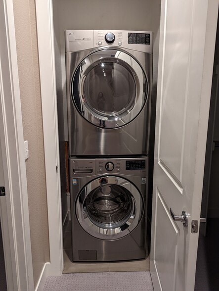 Building Photo - 3427 W 16th Ave