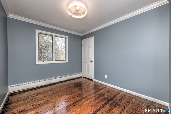 Building Photo - 31 Shawnee Rd