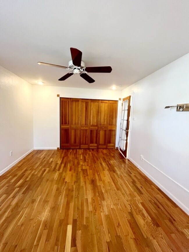 Building Photo - Available August 1, 2026 | PRE-LEASE 2 BED 1 BATH – Updated North Boulder Home Near Trails & Down...