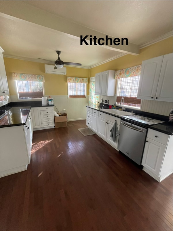 Building Photo - 515 S Indiana St