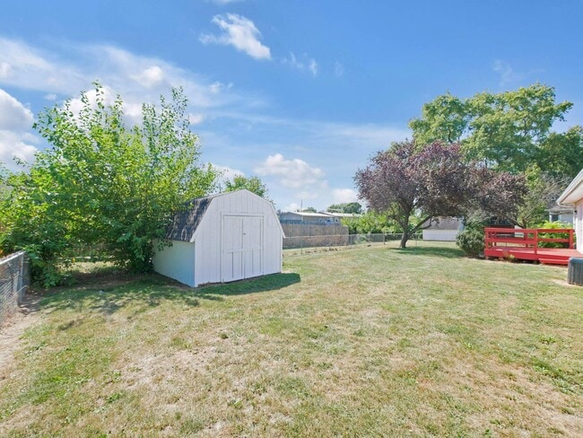 Building Photo - 175 Kraft Dr