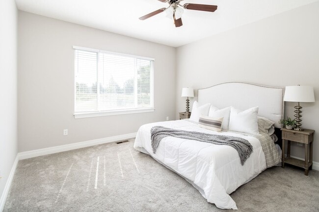 Building Photo - +55 Lease Community