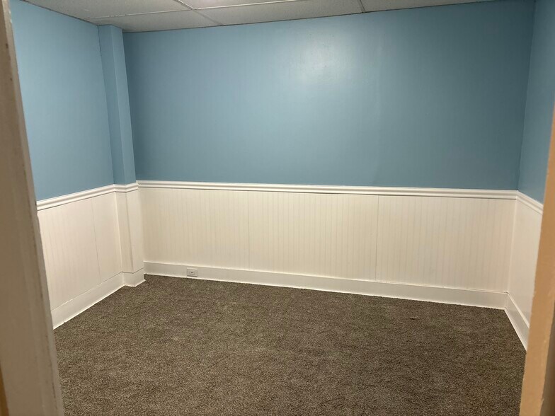 Building Photo - 30 Pearl St