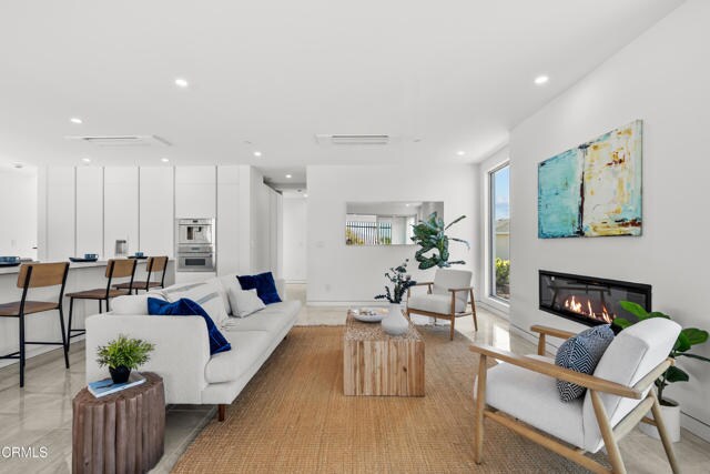 Building Photo - 1238 Devon Ln