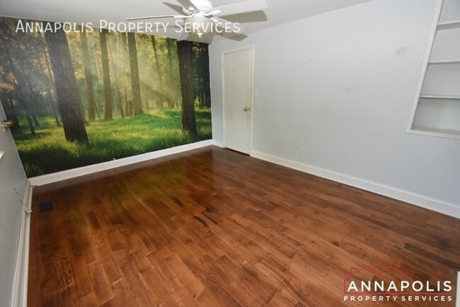 Building Photo - 1750 Aberdeen Cir