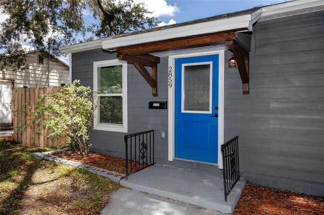 Building Photo - 2859 38th Ave N