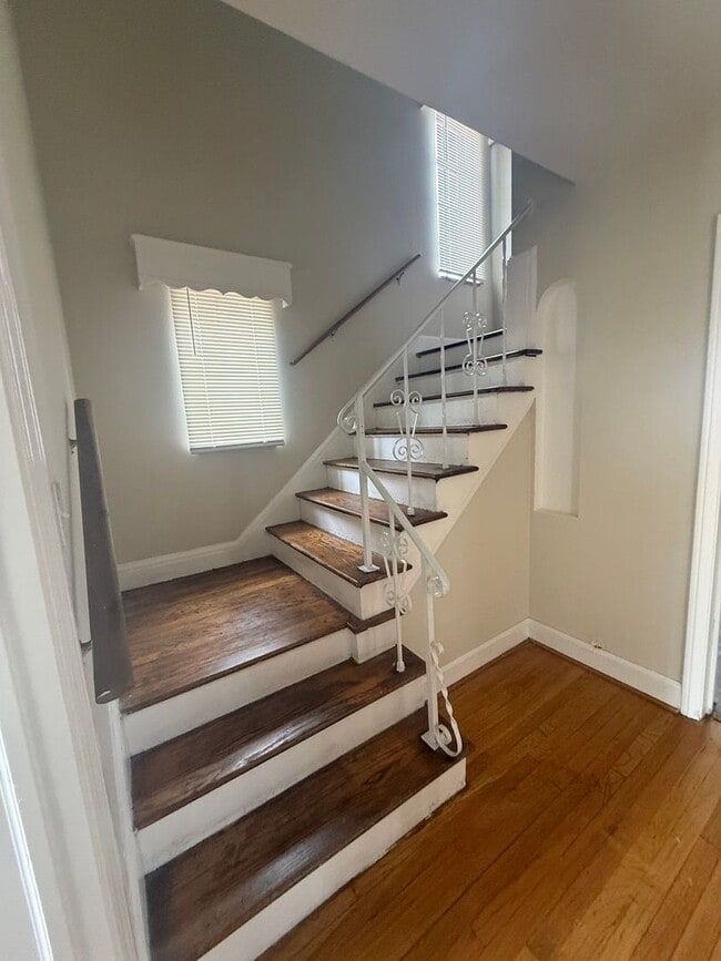 Building Photo - 12847 Maiden St