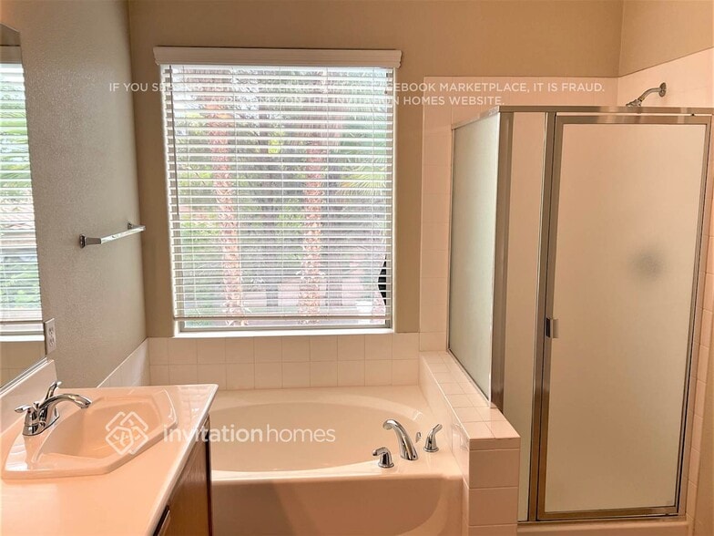 Building Photo - 5308 Rizari Ct