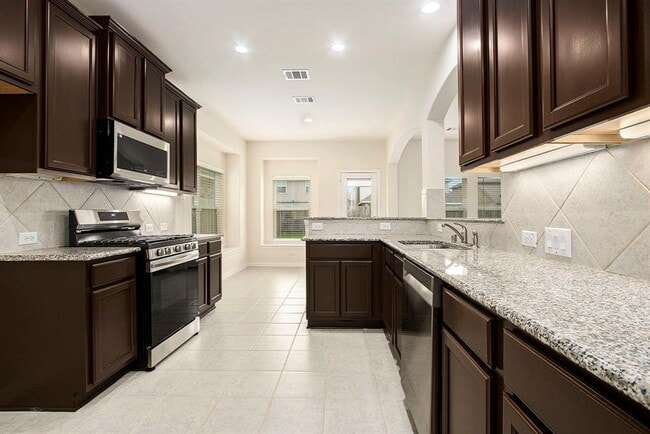 Building Photo - 2311 Langley Dr