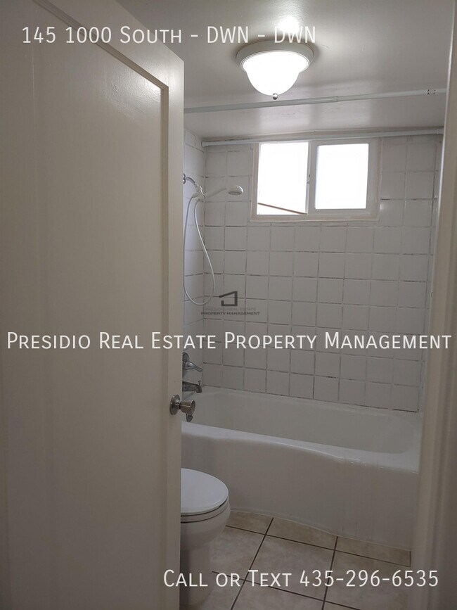 Building Photo - 145-1000 1000 S