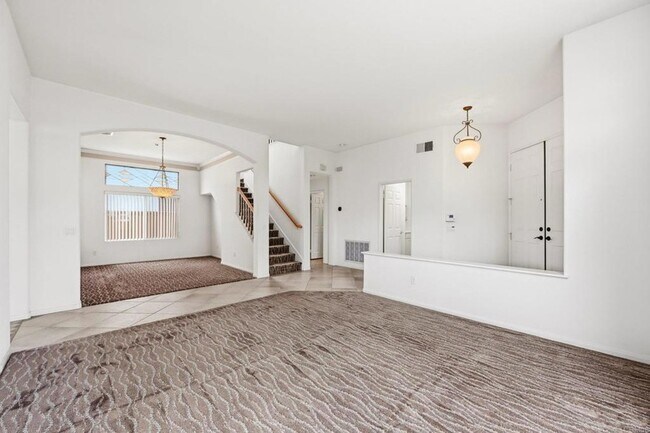 Building Photo - 5643 Willowmere Ln