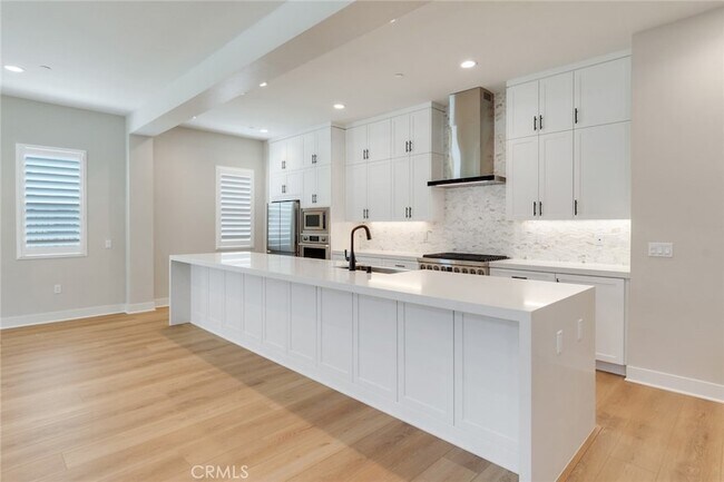 Building Photo - 6548 Canyon Oaks Dr