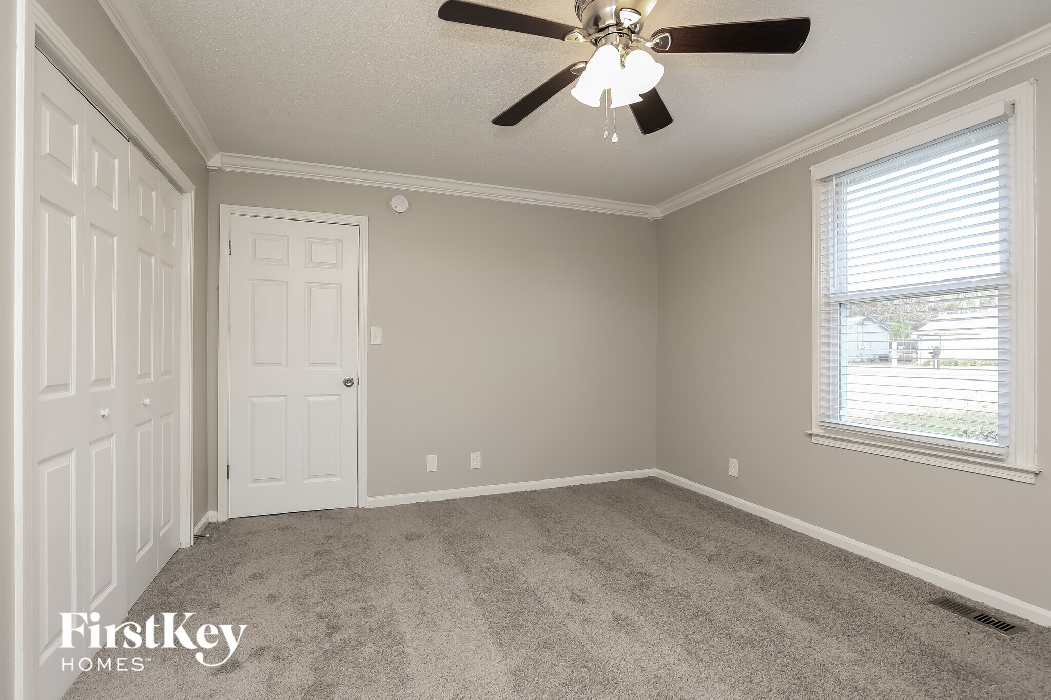 Building Photo - 1831 Palamino Dr