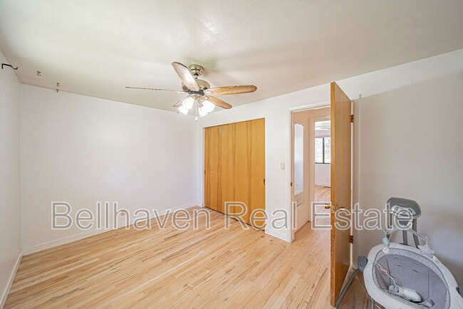 Building Photo - 618 Davidson Dr