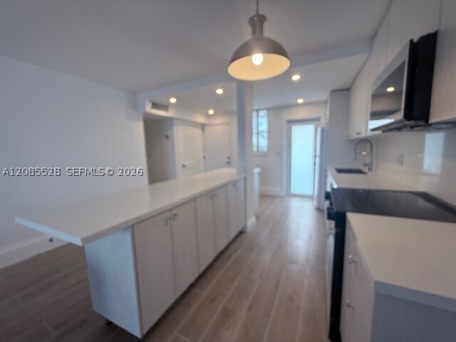 Building Photo - 3000 Marcos Dr