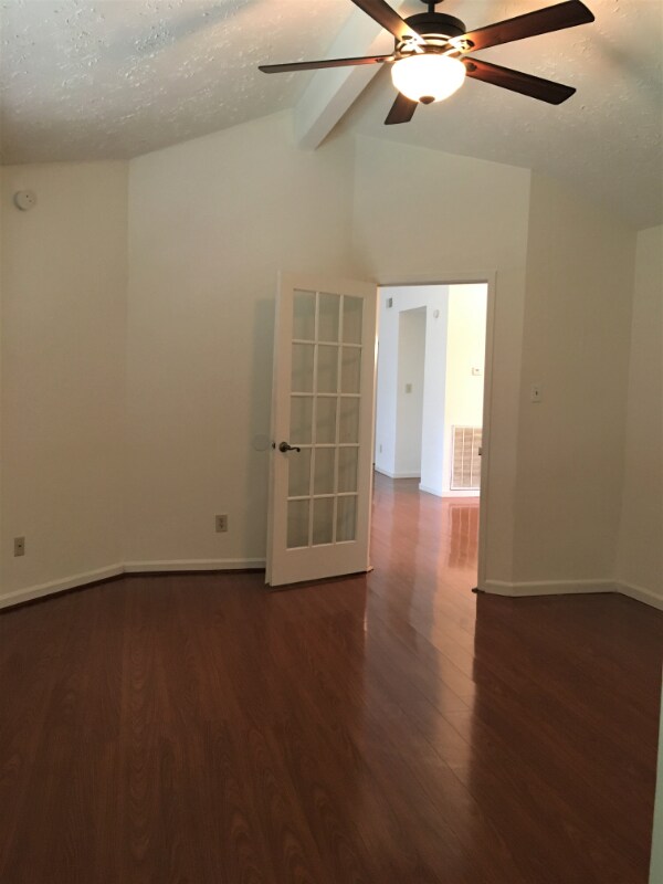 Building Photo - 12704 Hollandale Dr