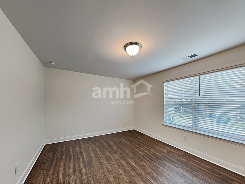 Building Photo - 13037 Wishsong Ct